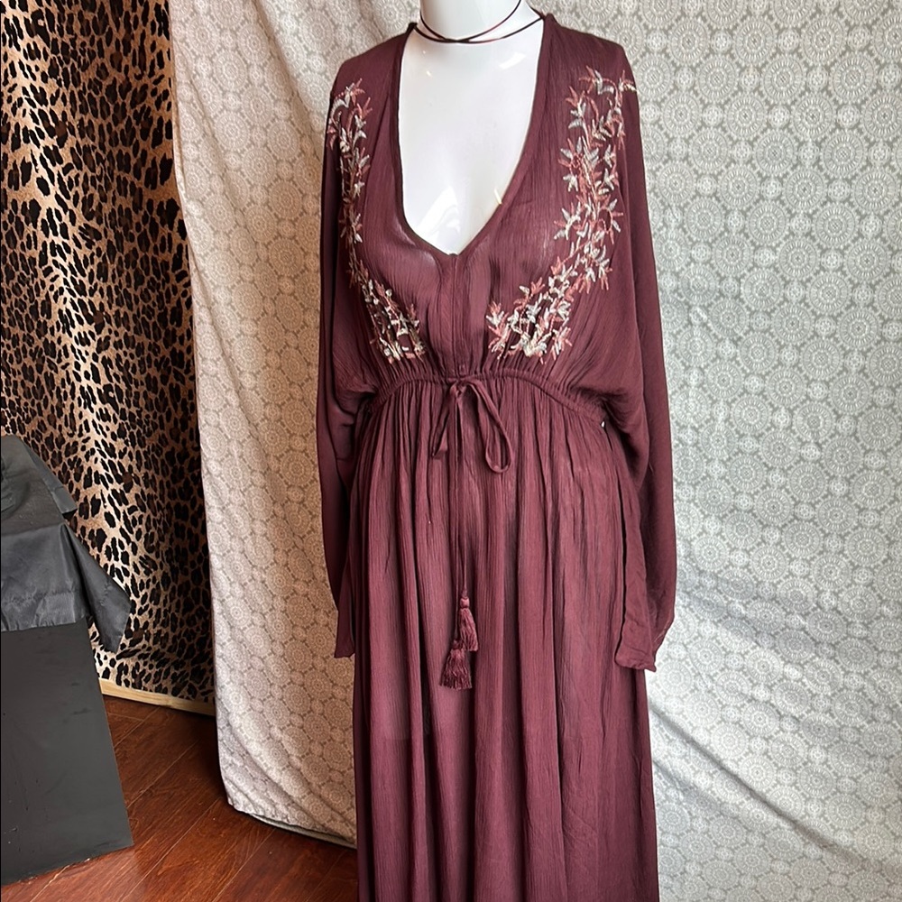 Elegant Burgundy Embroidered Maxi Dress